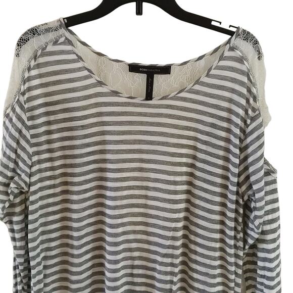 EUC BCBG MaxAzria Lace Back Top - Picture 2 of 6
